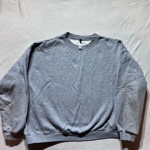 SKIMS Classic Gray Crewneck sweatshirt